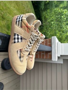 LIMITED EDITION!!! Burberry Style Maison Beige Plaid Suede Sneakers